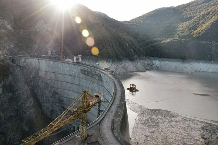 В Узбекистане объявлен тендер на пять новых ГЭС