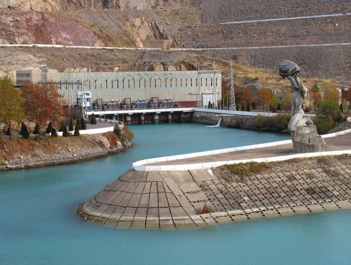 Модернизация Фархадской ГЭС увеличила мощность станции