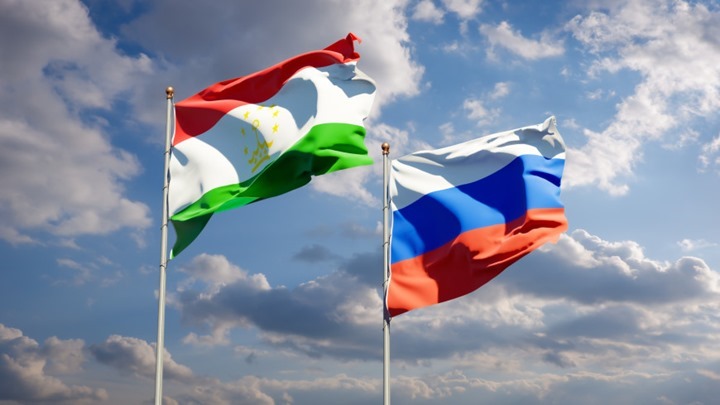 Таджикистан призывает Россию строить больше ГЭС