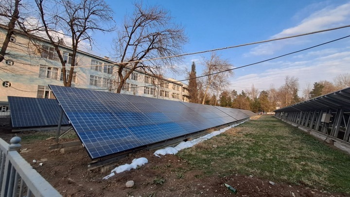 Таджикистан: солнечная энергетика в помощь ГЭС