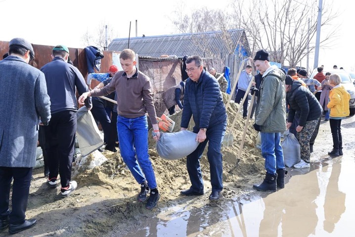 В Казахстане прокуратура выяснит причину прорыва новых плотин