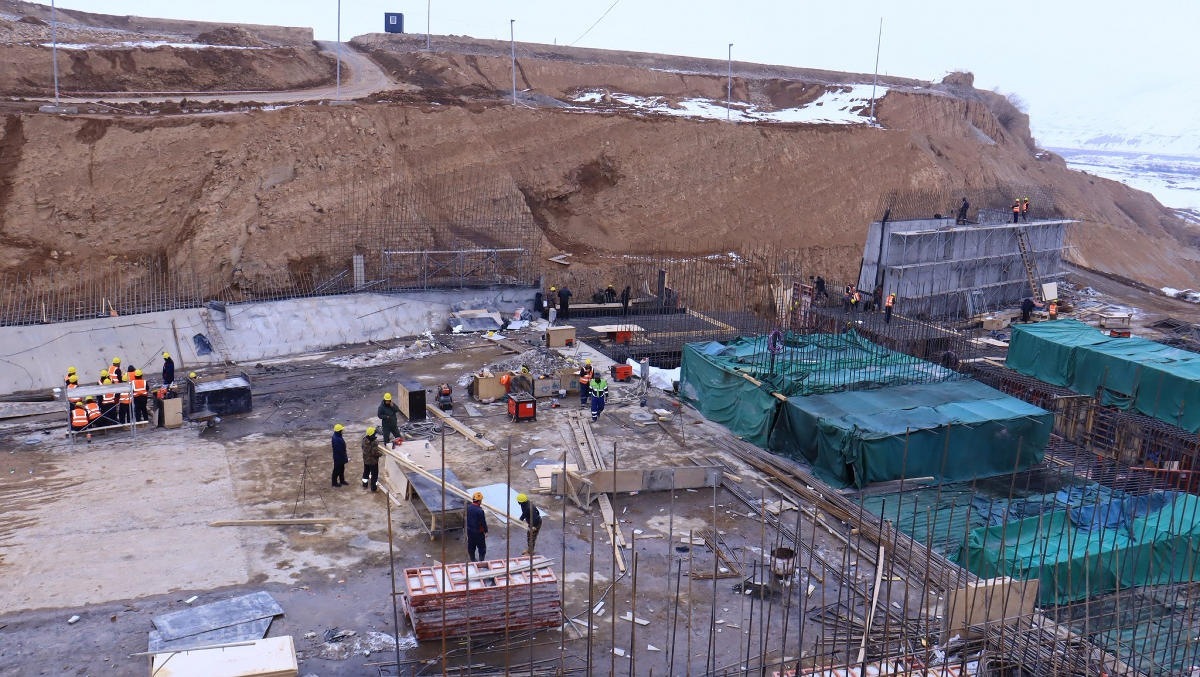 Река Нарын: от новой плотины до разморозки каскада ГЭС